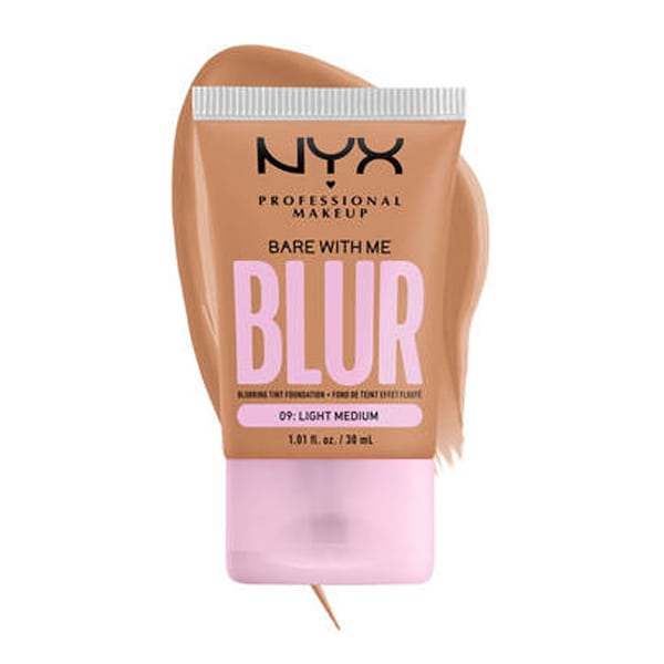 NYX PROFESSIONAL MAKE UP Bare With Me Blur TiNt FouNdatioN  30ml - 09 E lehtë e mesme